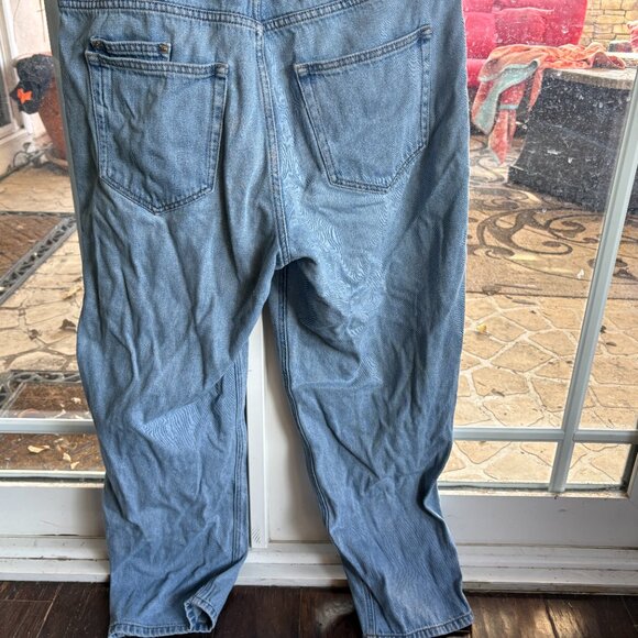 Jeans - Picture 3 of 3